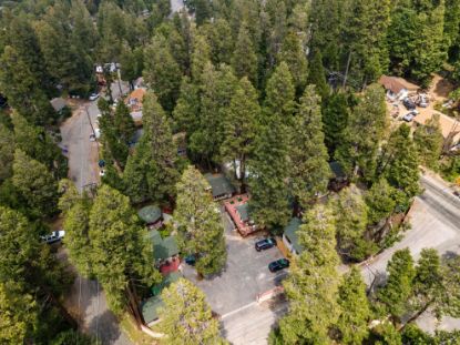 Picture of Crest Lodge Historic Mountain Inn