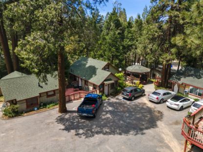 Picture of Crest Lodge Historic Mountain Inn