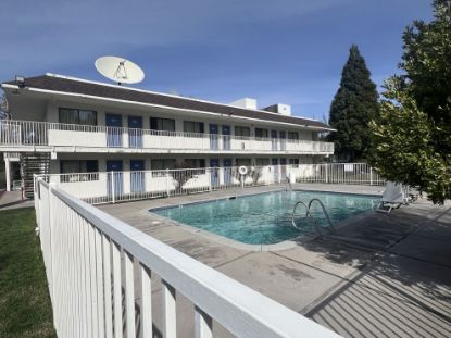 Picture of Motel 6 Weed - Mount Shasta