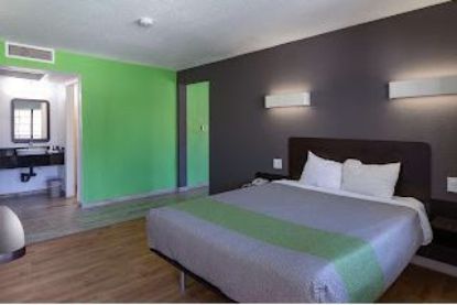 Picture of Motel 6 / Studio 6