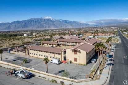 Picture of Desert Palms Spa Motel