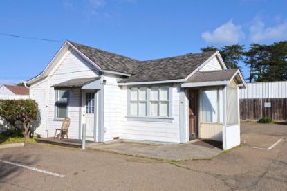 Picture of The Glass Beach Inn