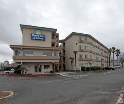 Picture of Days Inn & Suites by Wyndham Rancho Cordova