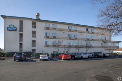 Picture of Days Inn & Suites by Wyndham Rancho Cordova