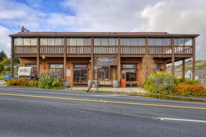 Picture of Davenport Roadhouse-Saloon-Restaurant-Inn