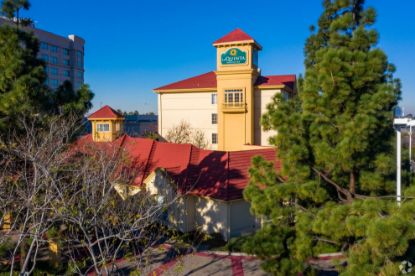 Picture of La Quinta Inn & Suites Fremont/Silicon Valley