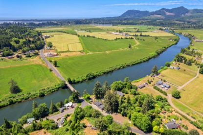 Picture of Nehalem River Inn