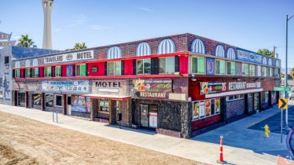 Picture of Travelers Bed & Breakfast Hostel