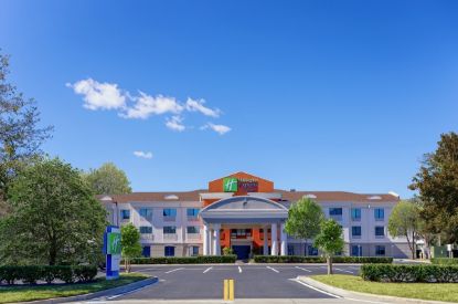 Picture of Holiday Inn Express & Suites