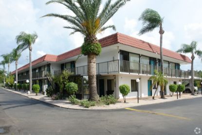 Picture of Bayway Inn