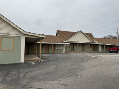 Picture of Terry Motel