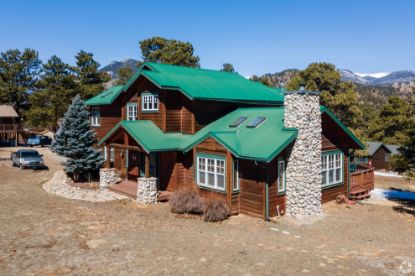 Picture of Mountain Shadows Cabins Estes Park