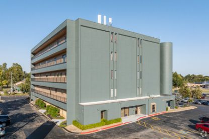 Picture of Versatile Office in Growing Medical Corridor