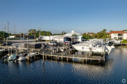 Picture of Retail & 13 Boat Marina | 631 Northlake